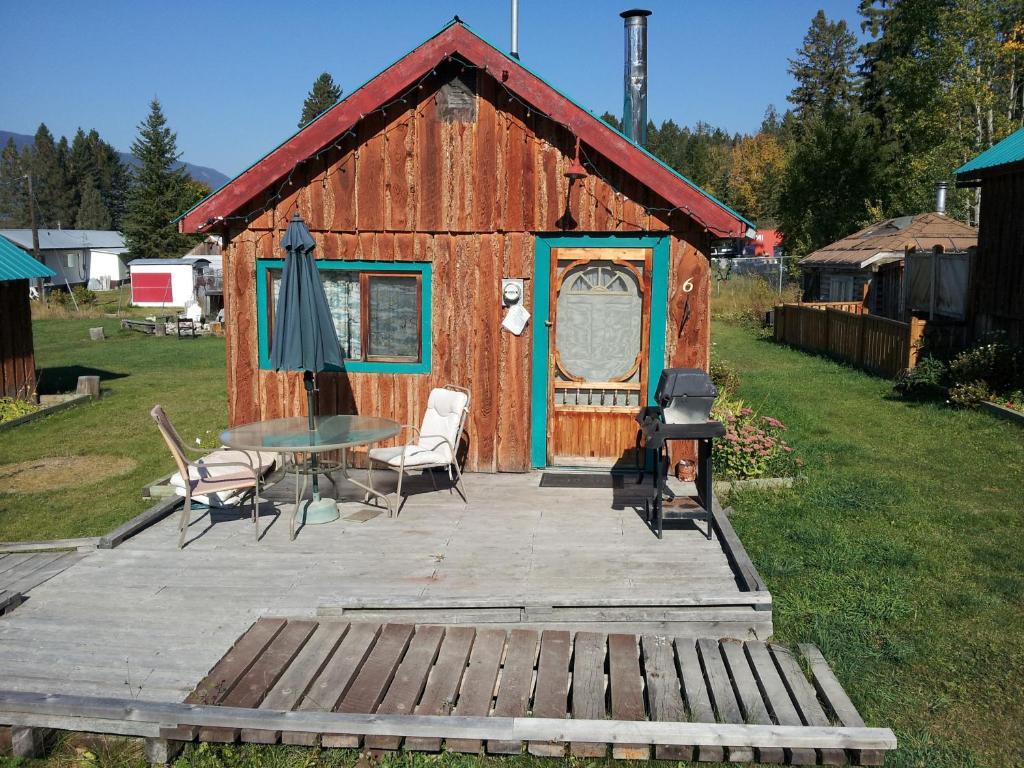 Steamboat Mountain Chalets Hotel Spillimacheen Room photo